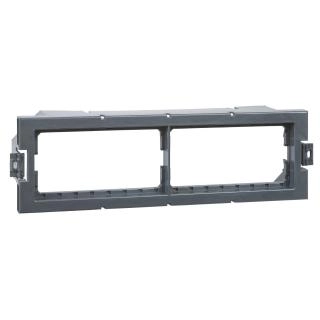 ISM50810N ISM50810N Optiline 45 - mounting frame for 2-4 Altira outlets Grupa proizvoda	
OptiLine
Kablovski instalacioni sistem	
Podne kutije
product type	
Ram za montažu
Tip poda	
Pod sa šupljinama
Betonski pod
Dupli pod
Oblik podne kutije	
Pravougaona
colour	
Grey
quantity package 1 / unit	
4 dela
Dopunske informacije
suitable for	
Za 2-4 Altira utičnice
Način pričvršćivanja	
Zatvaranje sa klikom
Broj modula	
4 modula
product material	
PC/ABS
Dužina	
216 mm
Visina	
38 mm
Širina	
64 mm