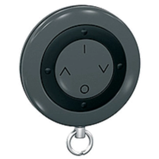  CCT1A010 CCT1A010 RF daljinski privezak 4 tastera Odace/Unica Wireless, daljinski upravljač za privezak, 4 kanala, tamnosivi. grupa proizvoda: Odace - kompatibilnost grupe proizvoda: Odace Wireless - frekvencija prenosa: 868.3 MHz - zaštitna oprema: litijumska baterija.